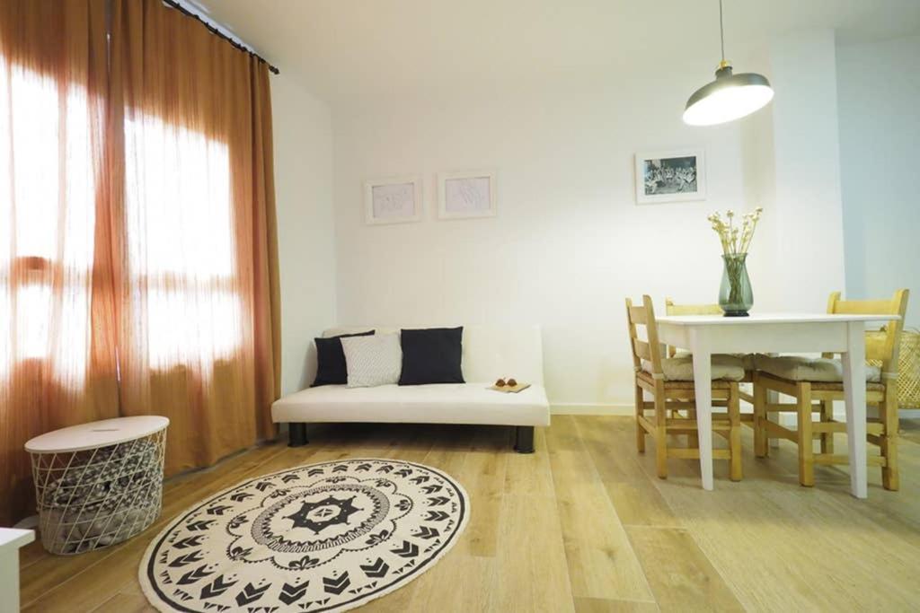 Apartaments Sa Calm Sant Miquel De Les Formigues 圣希拉里萨卡尔姆 外观 照片